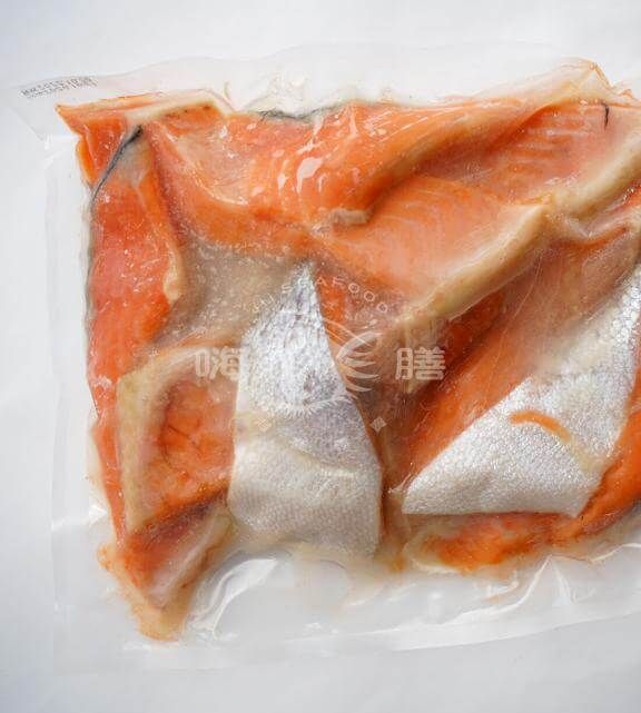 鮭魚下巴